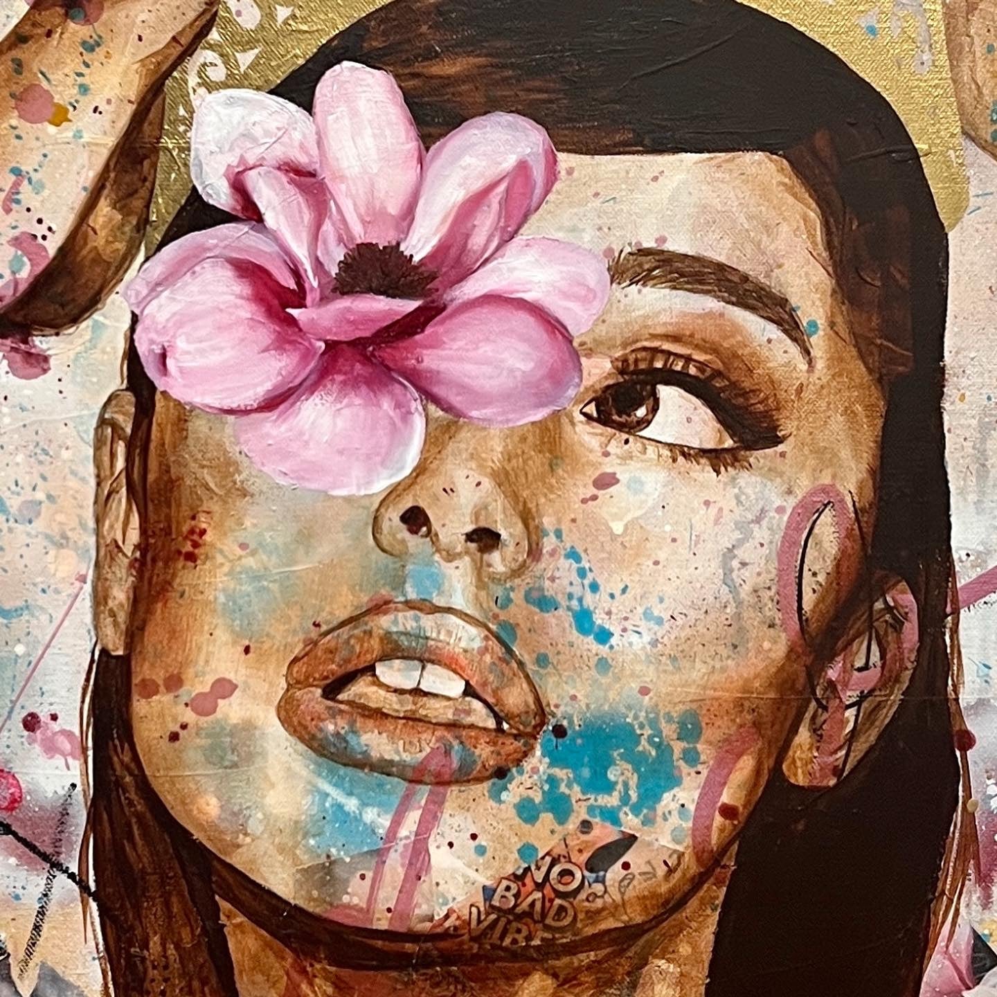 A Cute Little Badass Sophisticated Feminine Street Art For Your Walls a-cute-little-badass-sophisticated-feminine-street-art-for-your-walls